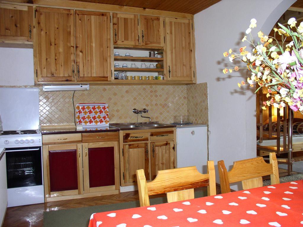 Apartmani U Borovoj Sumi Златибор Номер фото